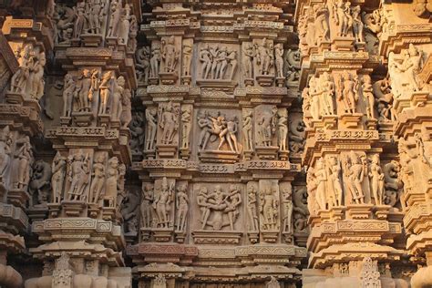 tempio kamasutra|Khajuraho: Home of the Kamasutra Temples